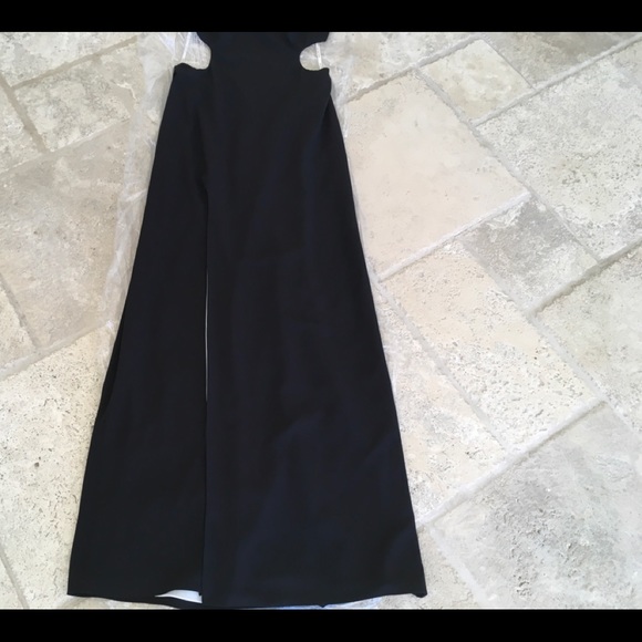 UPCOMING PROM!!! Halston Heritage Back-Cutout Gown - Picture 7 of 8